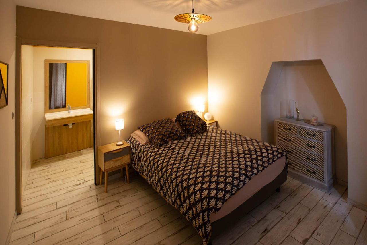 Au Bouchon Hotel Saint-Aigulin Luaran gambar