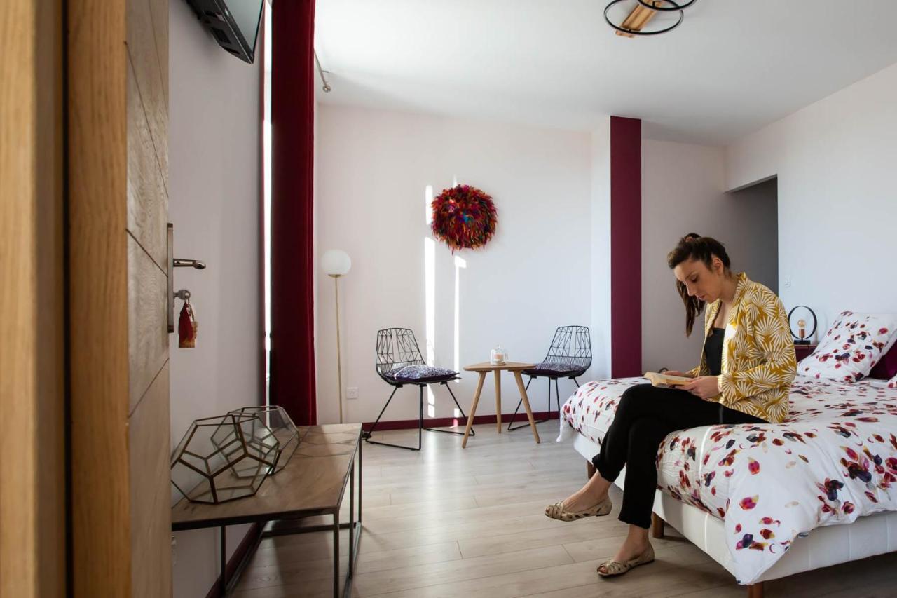 Au Bouchon Hotel Saint-Aigulin Luaran gambar