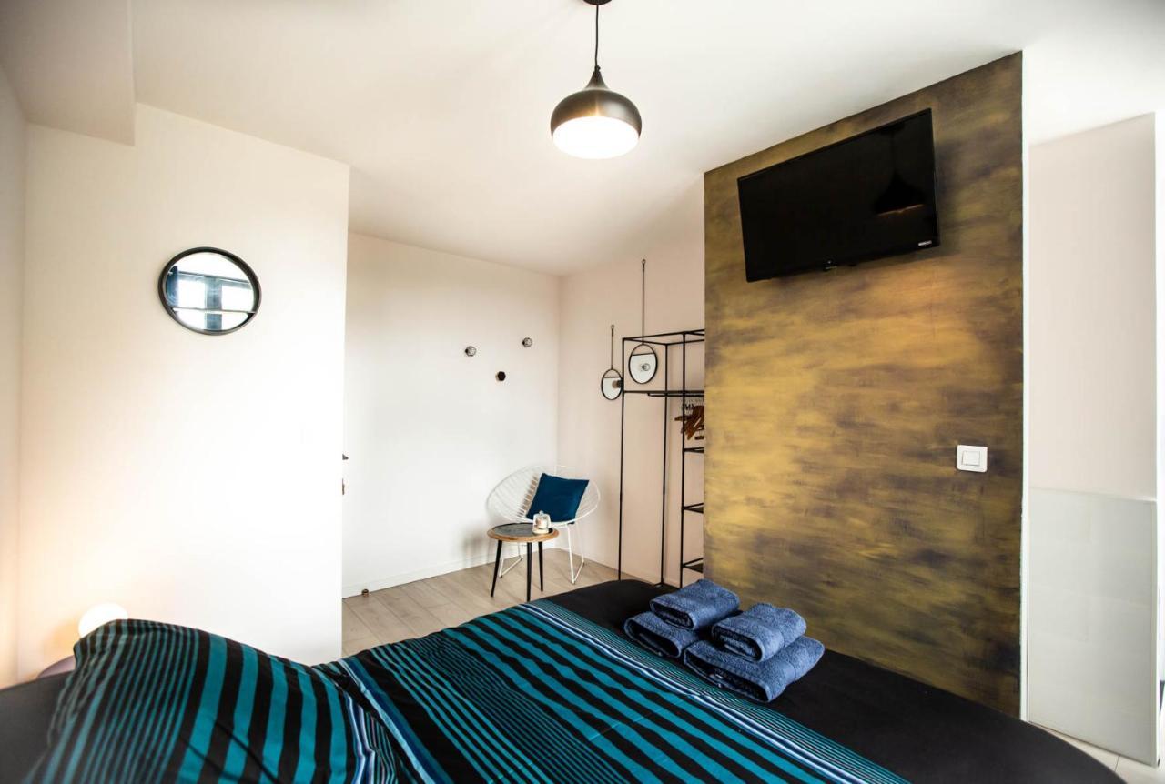 Au Bouchon Hotel Saint-Aigulin Luaran gambar