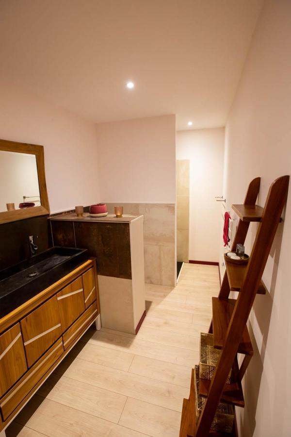 Au Bouchon Hotel Saint-Aigulin Luaran gambar